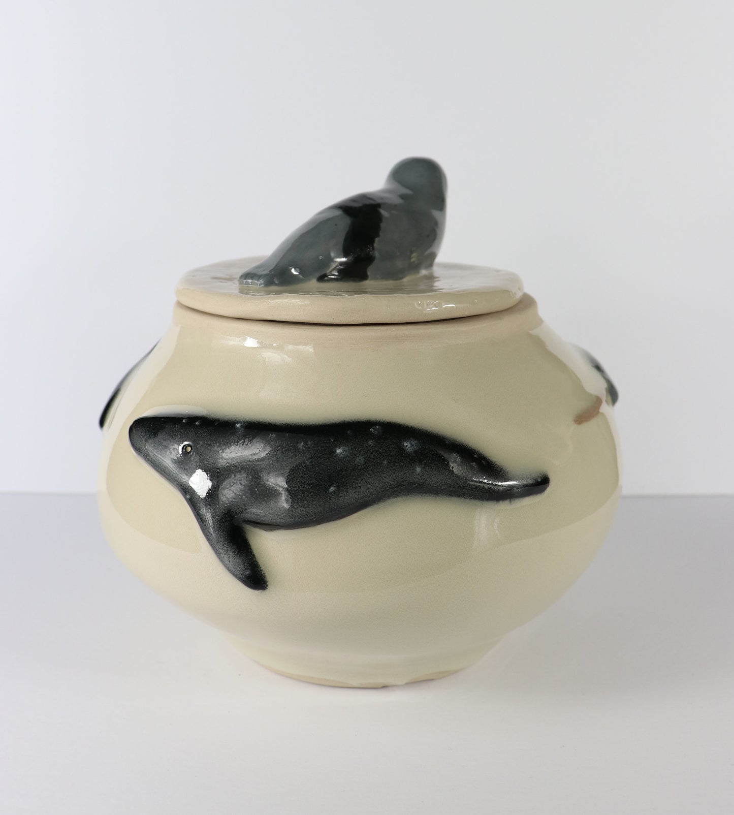 Arctic Animal Pot