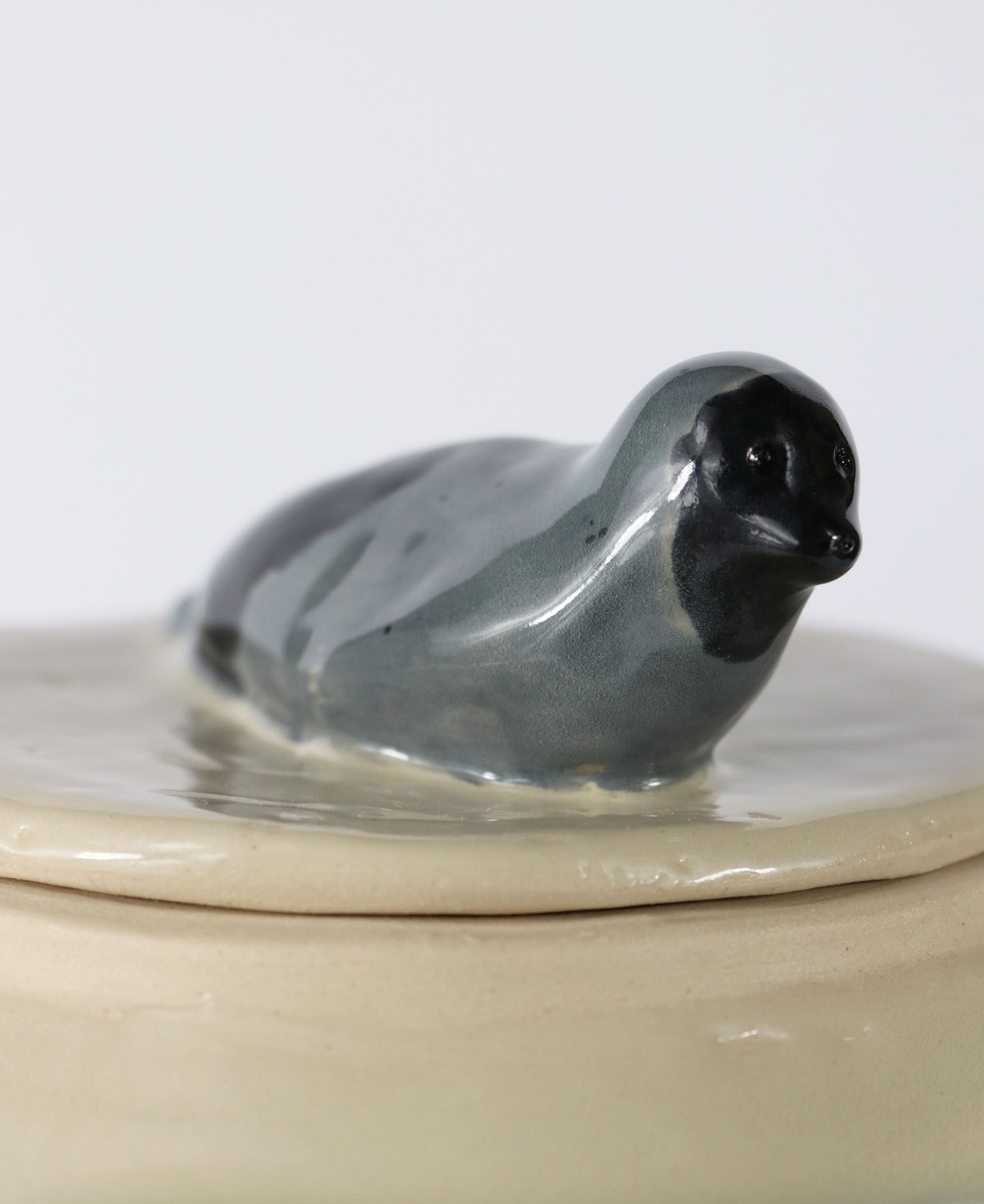 Arctic Animal Pot