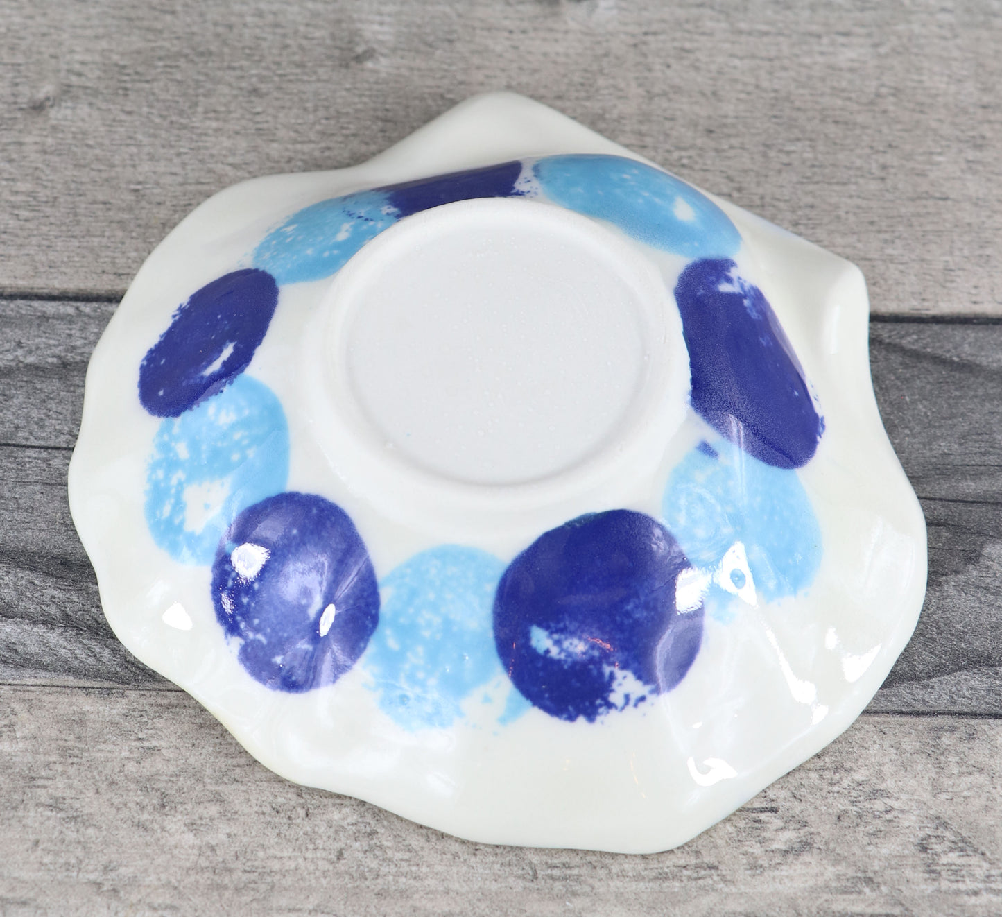 Bright Blue Shell Tray