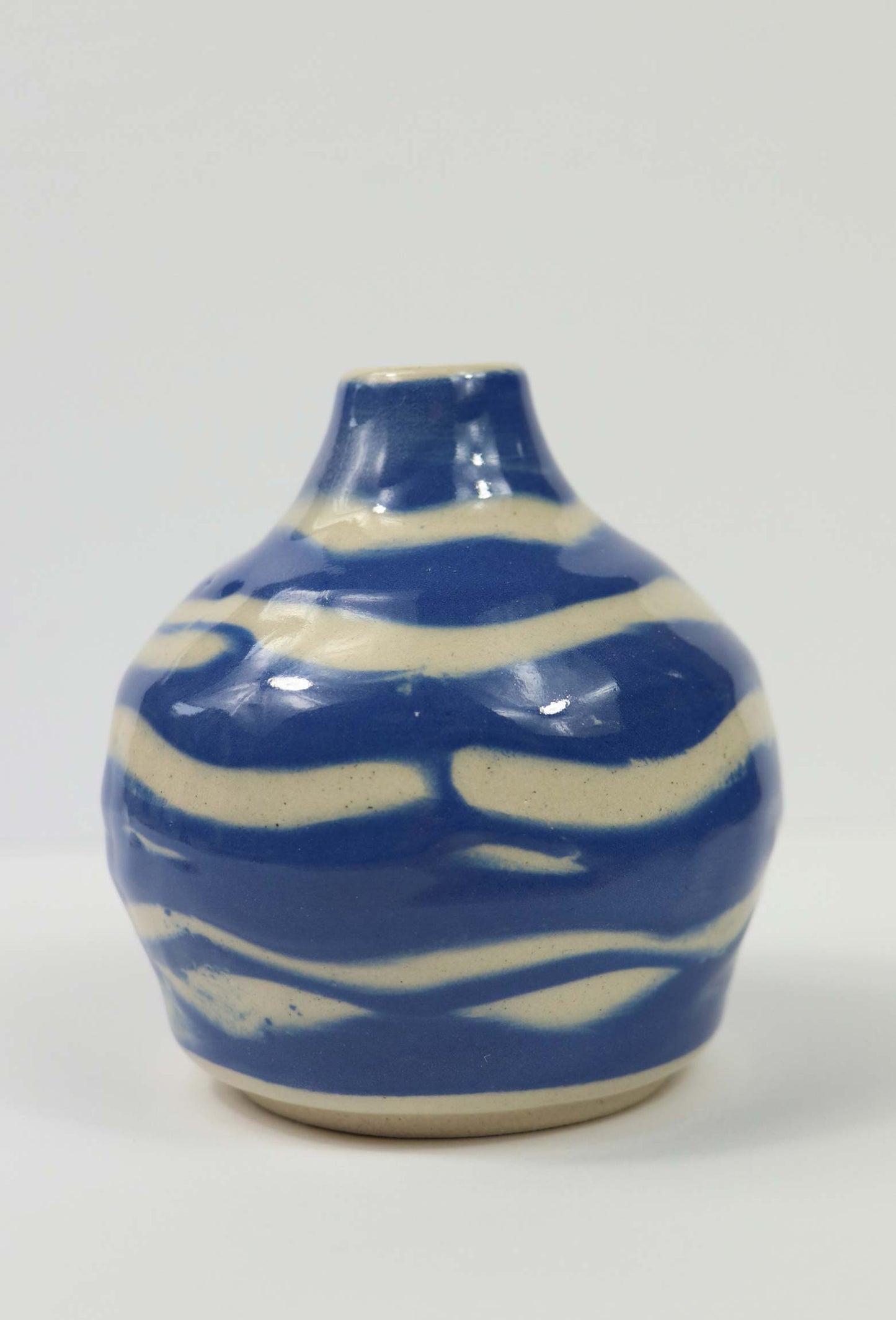 Blue line bud vase